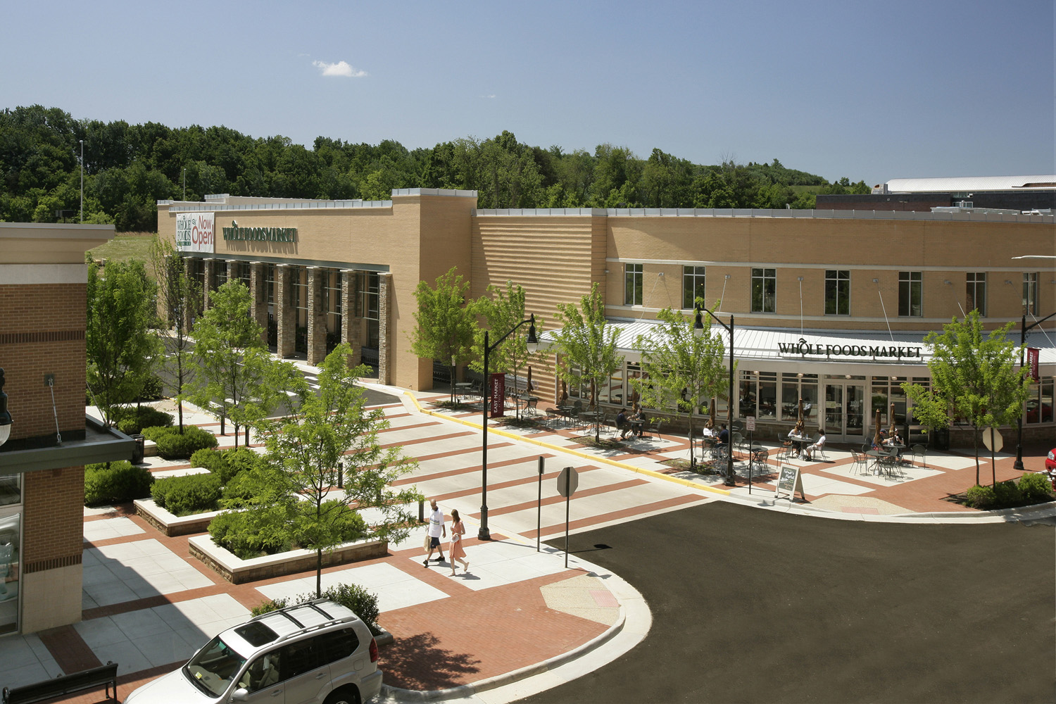 East Market Whole Foods-FX-Ext-8747RtSm