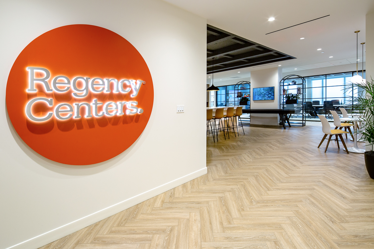 Regency Ctr-5682Rt
