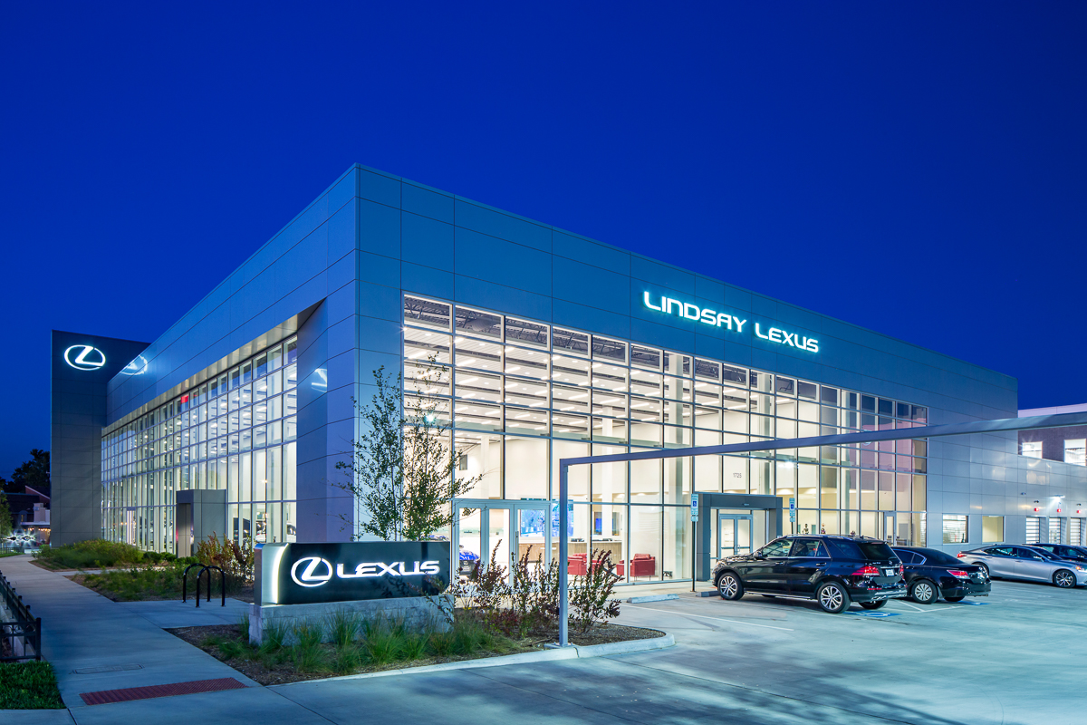 Lindsay Lexus-4775Rt